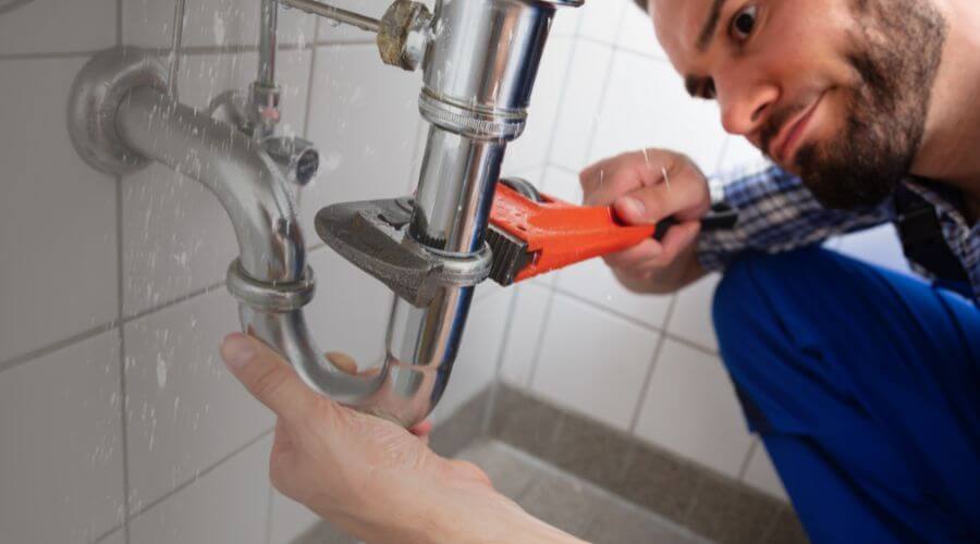 Expert burst pipe repair services in Ennis, MT